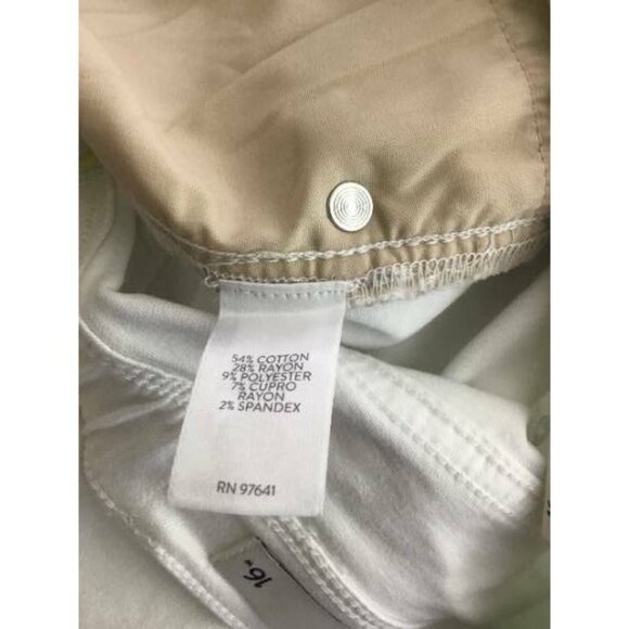 J JILL Denim Jean 16 White Kick Flare High Rise - Picture 11 of 12